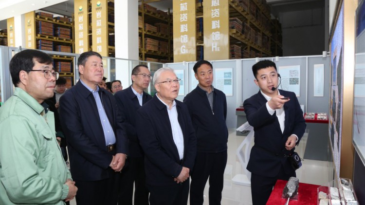 全國(guó)政協(xié)常委、省政協(xié)副主席尚勛武蒞臨金徽股份調(diào)研綠色礦山建設(shè)工作